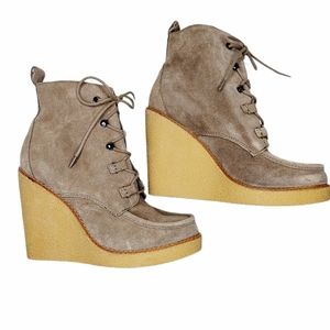 Gap Bootie Size 8 Moccasin Wedge Bootie NWOB